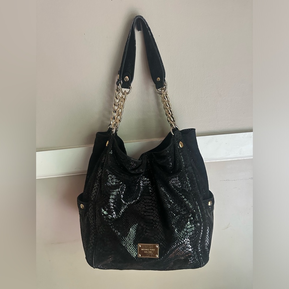 Michael Kors Delancy black snakeskin leather tote bag with gold studded details. - Picture 3 of 5